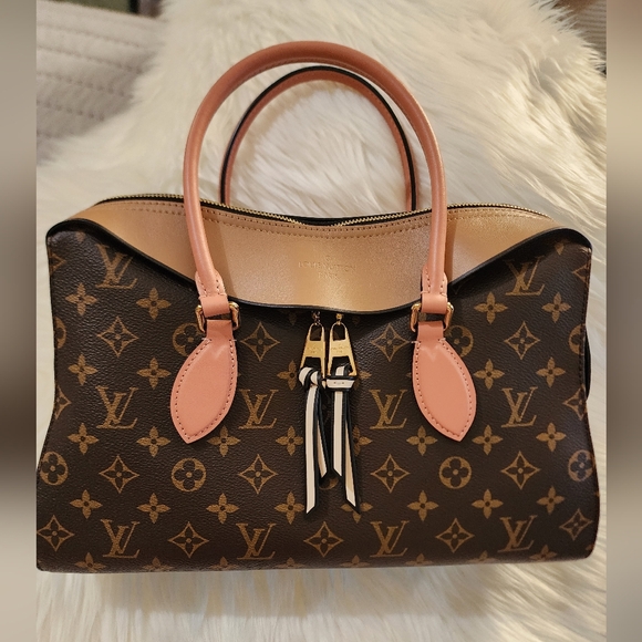 Louis Vuitton Handbags - Louis Vuitton Monogram Canvas Sesame Peach Tuileries w/ Insert & Leather Strap